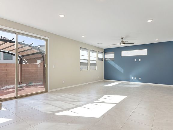 5th image of 517 Founders Creek Ave