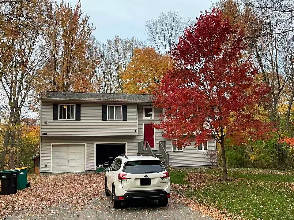 104 Wellington Dr