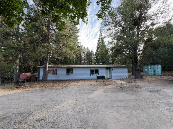 2135 S Old Stage Rd, Mount Shasta, CA 96067