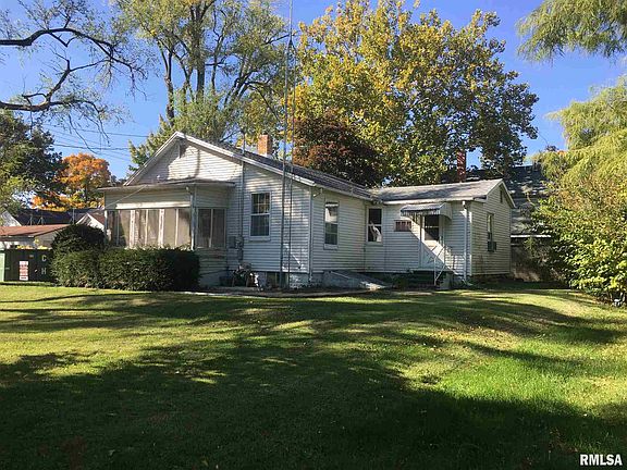5th image of 112 E Avenue C