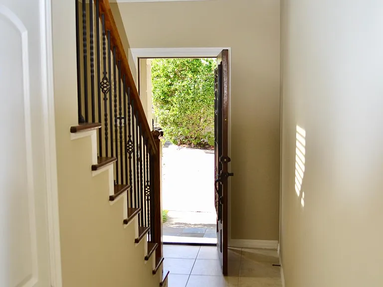 3127 Fairdale Oaks E — Photo 10