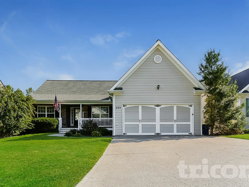 223 Overlook Ct