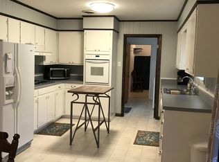 2107 Marina Rd, Russellville, AR 72802