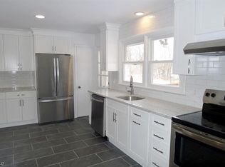 161 W Shore Trl, Sparta, NJ 07871