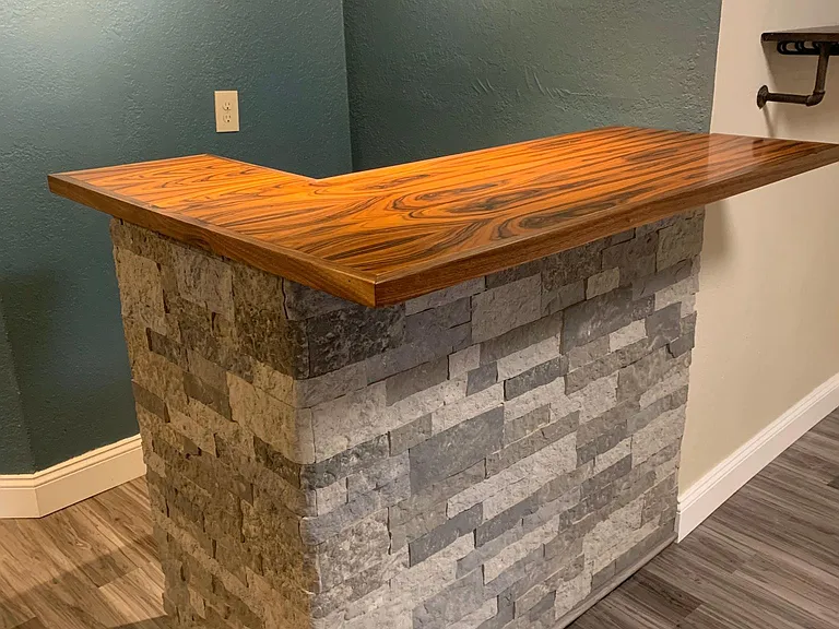 Custom Bar