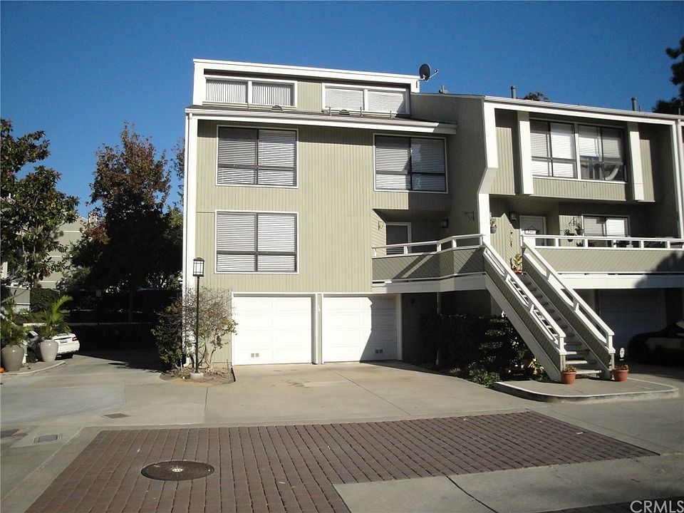 1st image of 15 Aries Ct #77