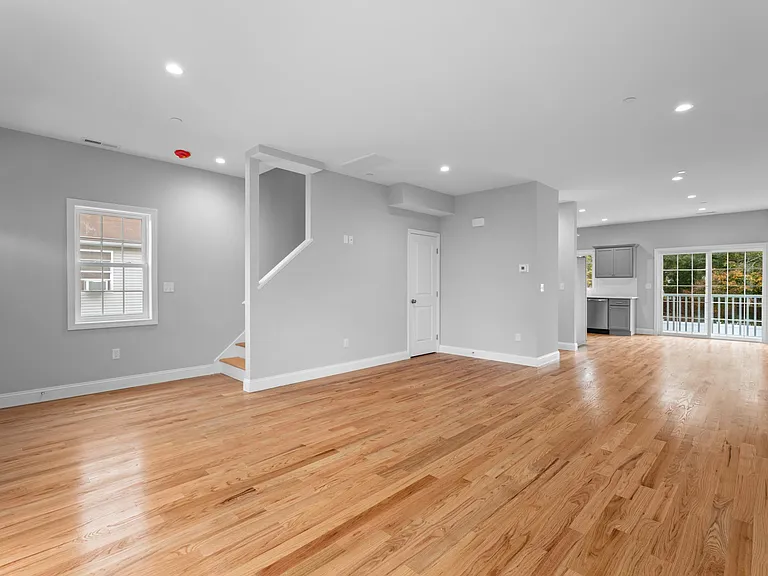 232 Columbus Ave #5 — Photo 3