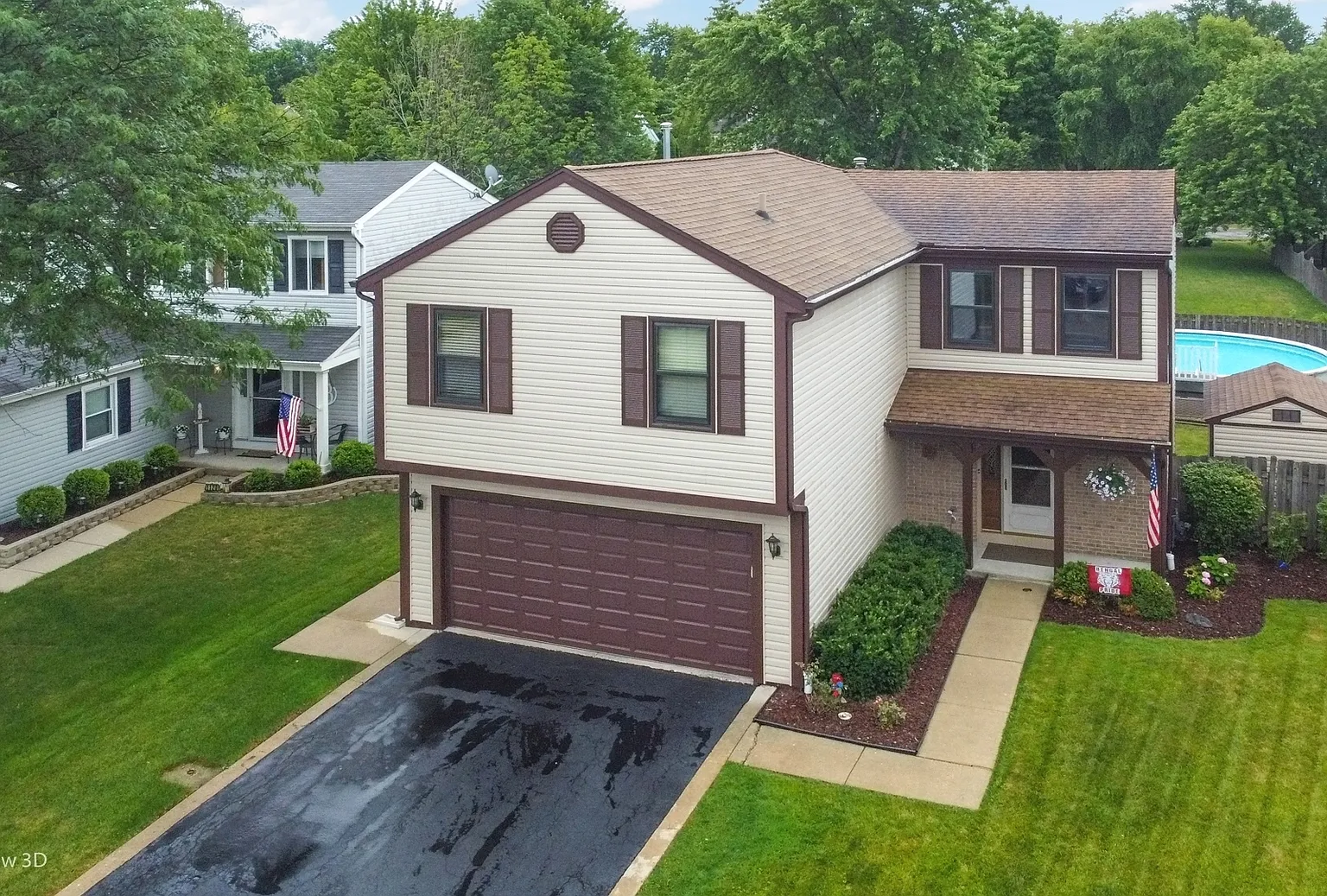 1122 Evergreen Dr photo 1