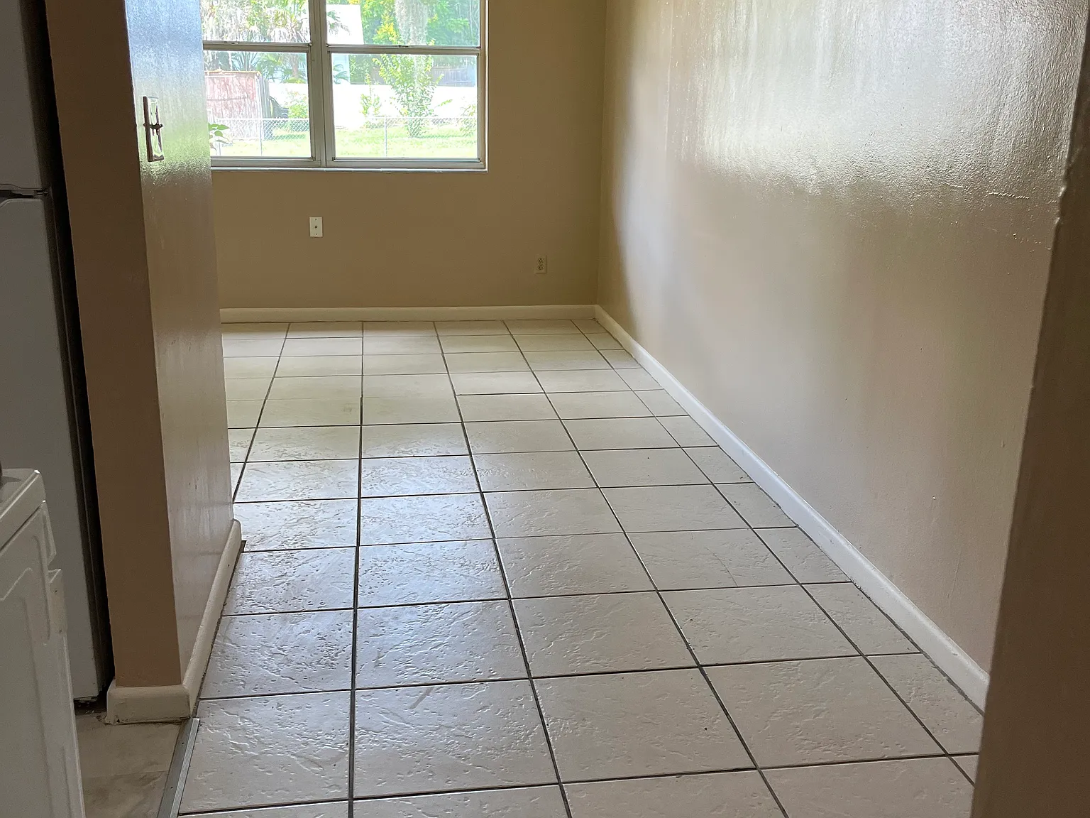 2 bed, 900 sqft, $1,299 — Photo 4