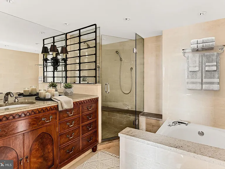 2181 Jamieson Ave #1803 — Photo 51