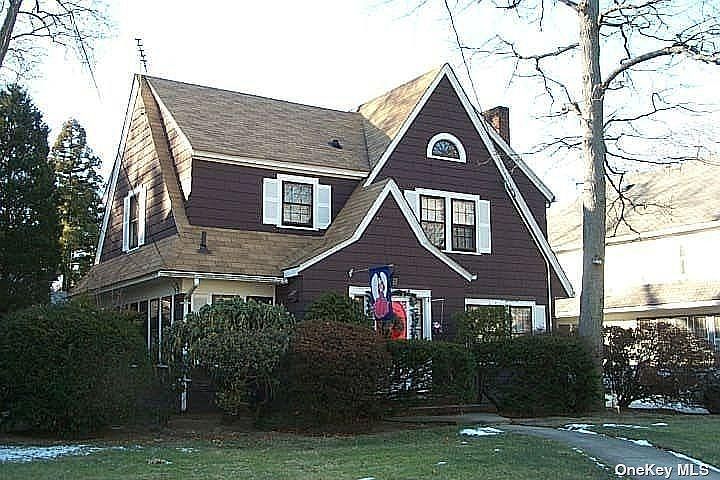 1st image of 117 N Long Beach Ave
