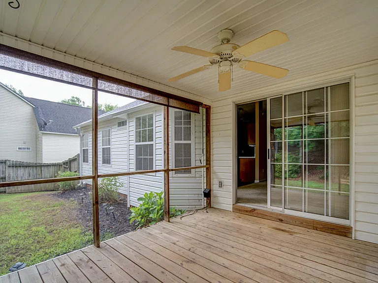 17 Waterfield Ct — Photo 3
