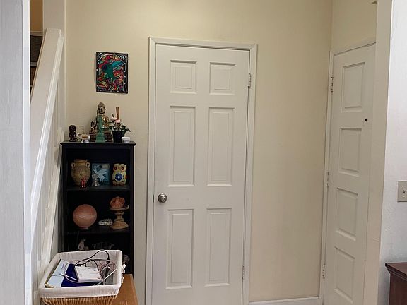 4th image of 6114 Elmbridge Dr