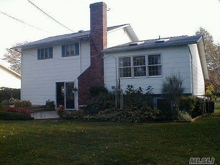 2nd image of 50 Glen Ln