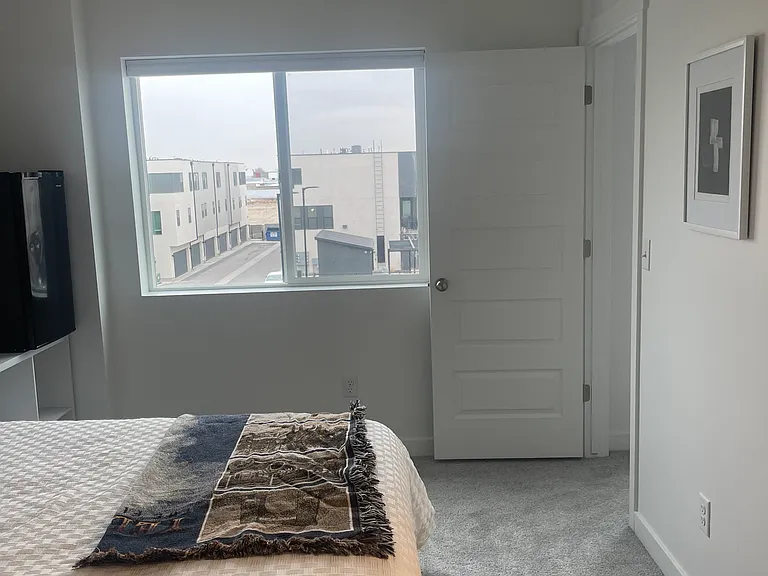 1146 S Redwood Rd #E505 — Photo 10