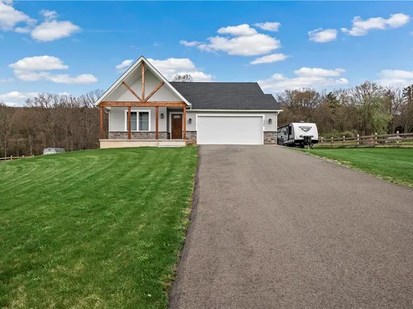 1355 Dayne Dr, Lehighton, PA 18235