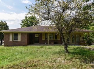 304 Smotherman Ave, Carthage, TN 37030