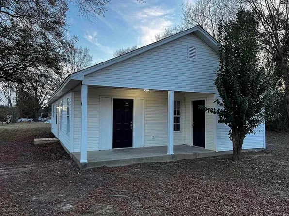 611 Lyttleton St, Camden, SC 29020
