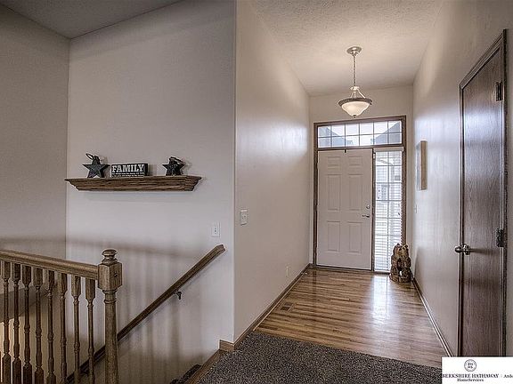 3rd image of 10702 S 213th St