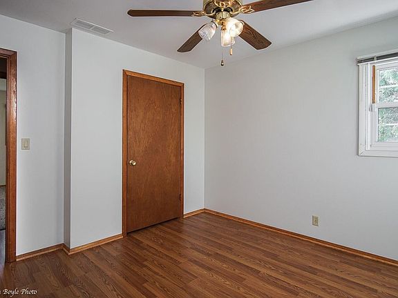 5th image of 7910 Jennings Pl