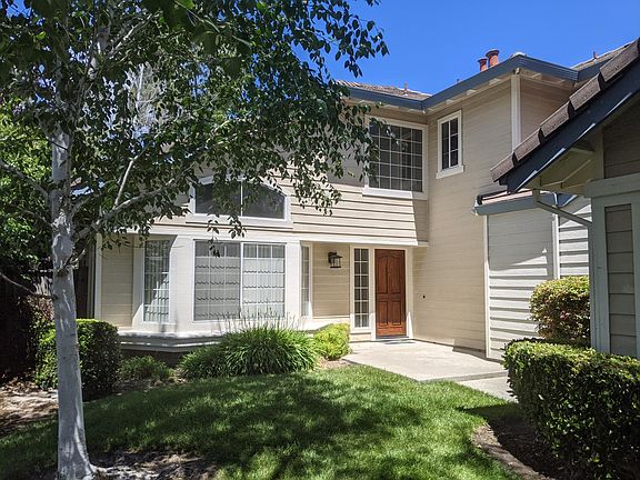 2nd image of 117 Zinfandel Cir
