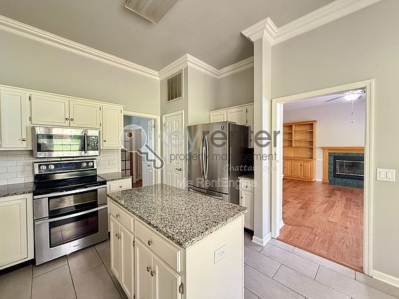 3rd image of 2311 Standifer Gap Rd
