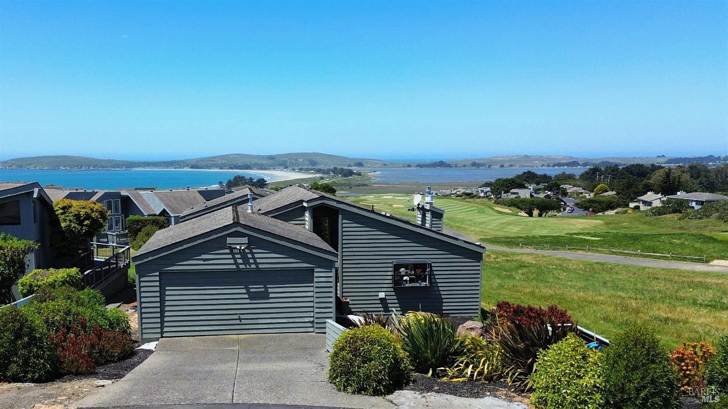 21199 Hummingbird Court