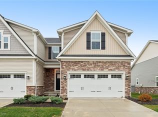 3438 Links Dr, Akron, OH 44333