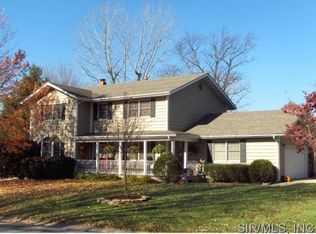 300 Jamestown Ct, Collinsville, IL