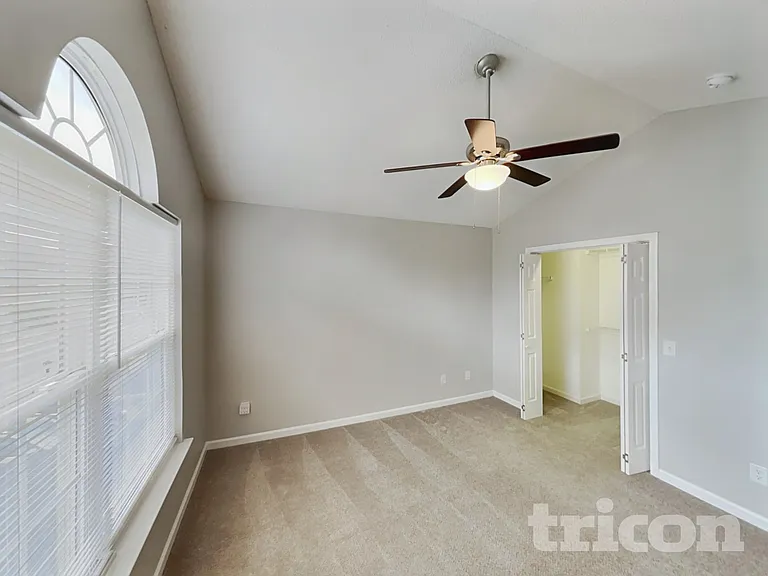 4828 Lighthouse Ct — Photo 7