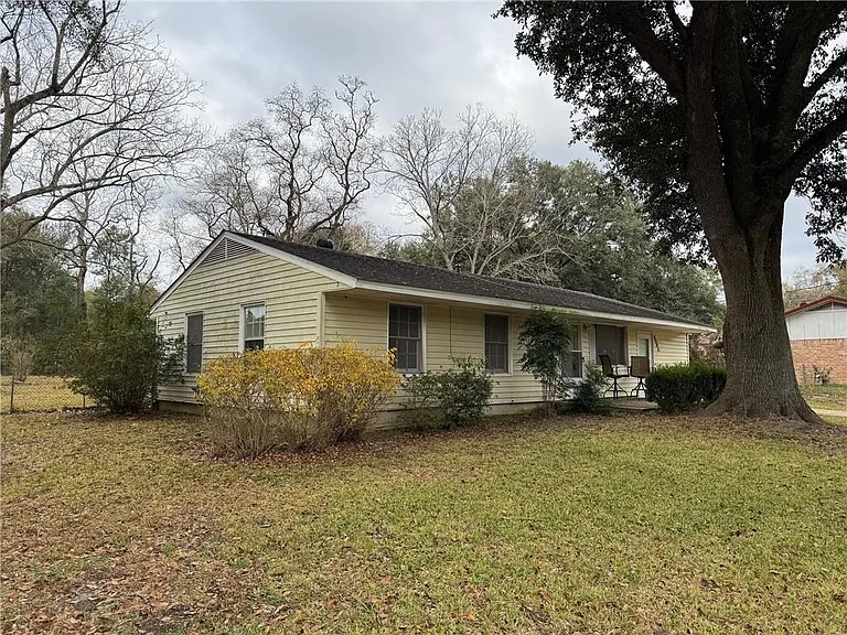 4734 Clarendon Dr — Photo 30