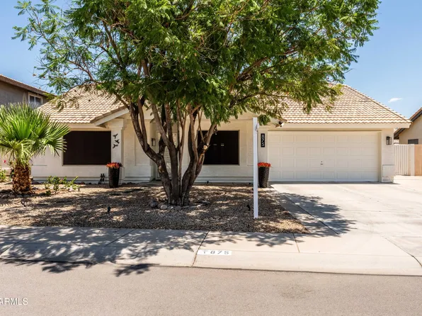 875 S SUNSET Court, Chandler, AZ 85225