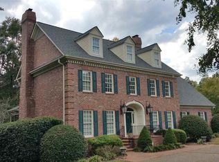 104 Valley Oak Dr, Greenville, SC 29617
