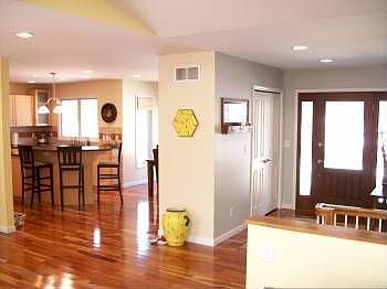 4th image of 835 Rosewood Blvd