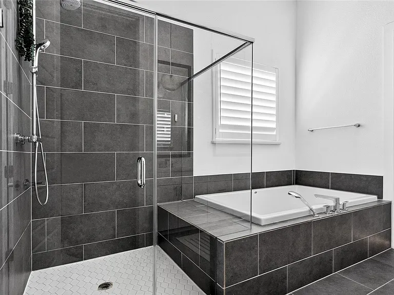 6105 Florencia Ln — Photo 15