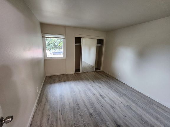 2nd image of 130 Wilson Ave #130