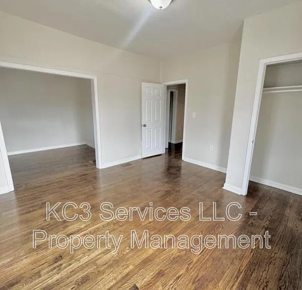 129 Brooklyn Ave — Photo 16