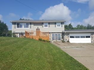 16719 Artistic Dr, East Liverpool, OH 43920