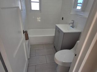 421-427-435-441 Main Saint Linwood Ave, Fort Lee, NJ 07024