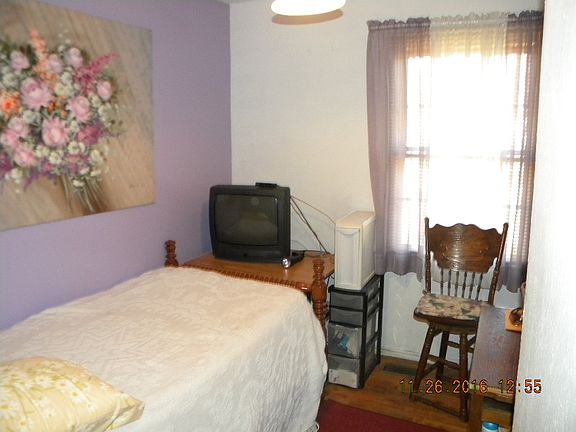 5th image of 5300 Upshaw Dr