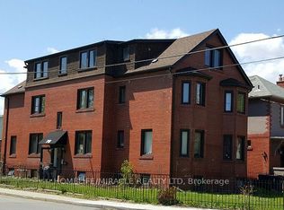 78 5th St #4, Toronto, ON M8V2Z3
