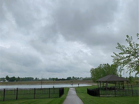 4th image of 3313 Heatherstone Dr