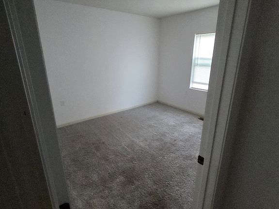 2nd image of 309 E 10th St