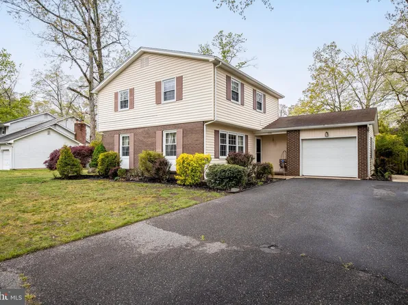 2142 Quail St, Vineland, NJ 08361