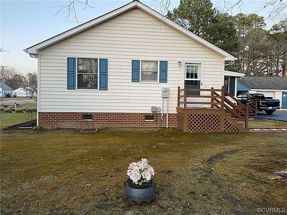 4th image of 249 Coppahaunk Ave