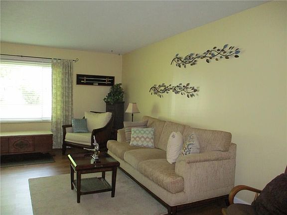 5th image of 3045 Lucas Way