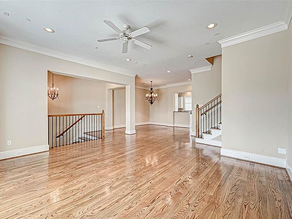 3rd image of 1306 Lake Pointe Pkwy