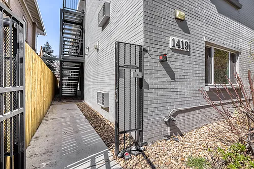 1419 Detroit St #15 Photo 1
