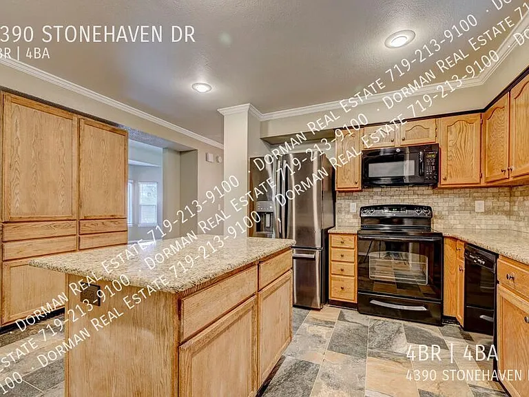 4390 Stonehaven Dr — Photo 14