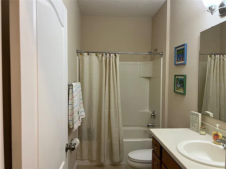 2002 Fishtail Fern Way — Photo 28